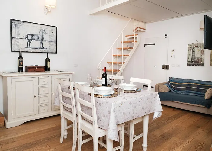 Borgo Flat 3 Floor View Appartement