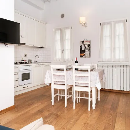 Apartamento Borgo Flat 3 Floor View *